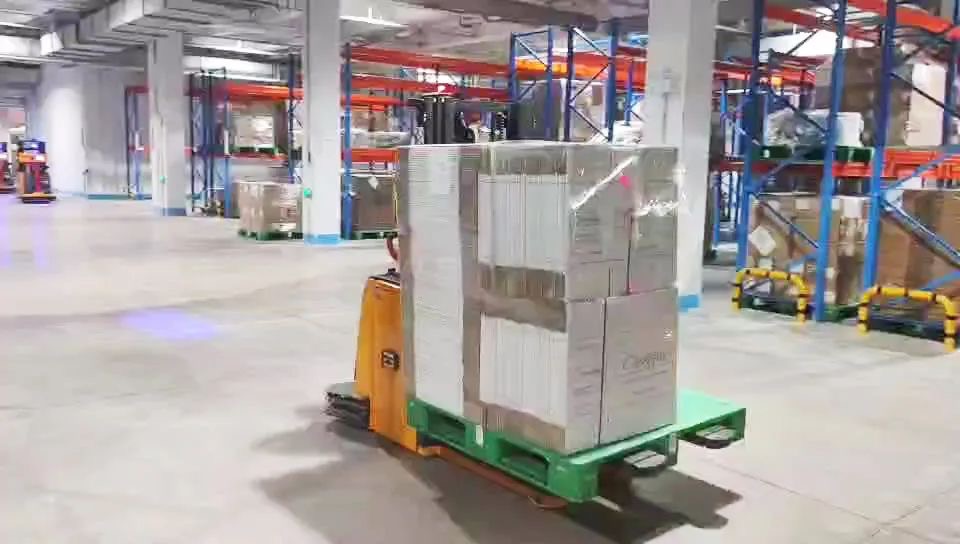 AGV Intelligent Handling Projekt in einer Papierfabrik